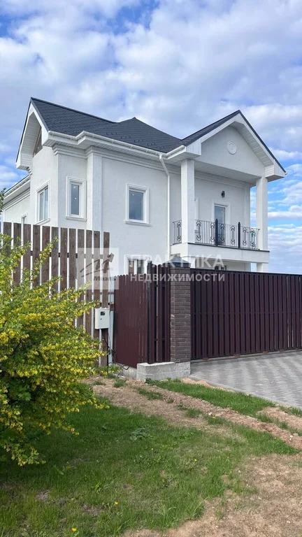 Продажа дома, Милюково, Первомайское с. п., Радужная улица - Фото 0