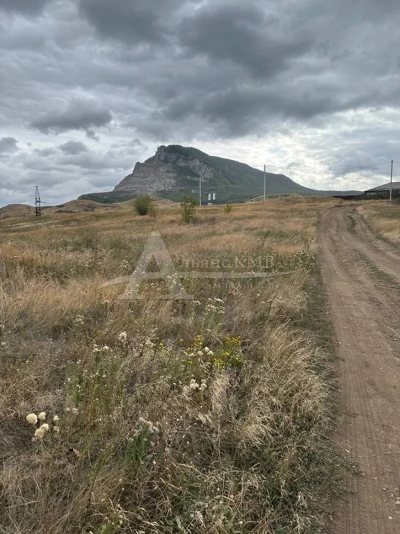 Продажа участка, Минеральные Воды, Яблоневая ул. - Фото 0