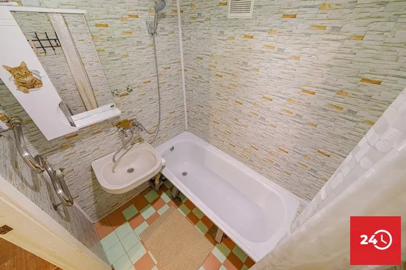 В продаже 2-комн квартира 54 кв.м по ул. Луначарского 7 - Фото 6