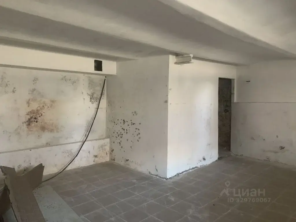 Продажа торговой площади 32.9м Советская ул., 13, Алексин, Тульская ... - Фото 2