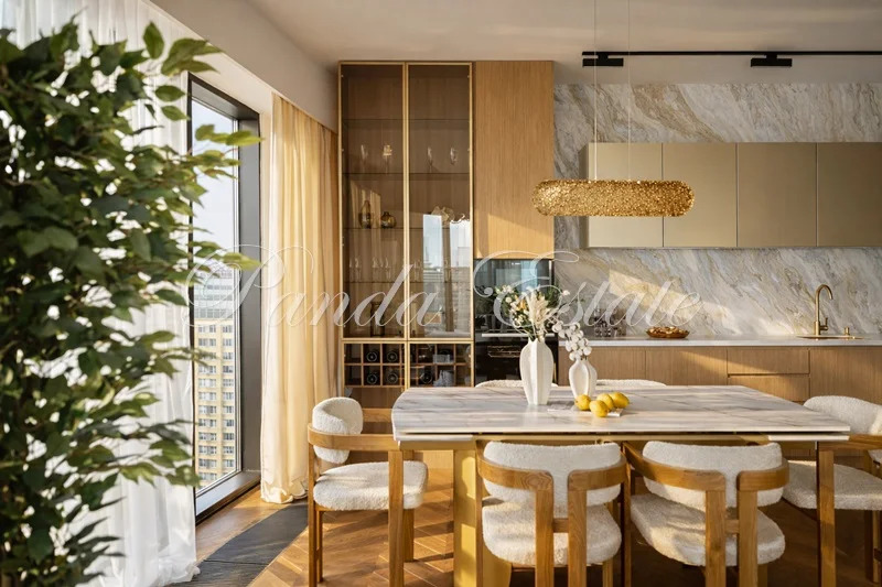 Видовая квартира с ремонтом в Sky House (ном. объекта: 9799) - Фото 3