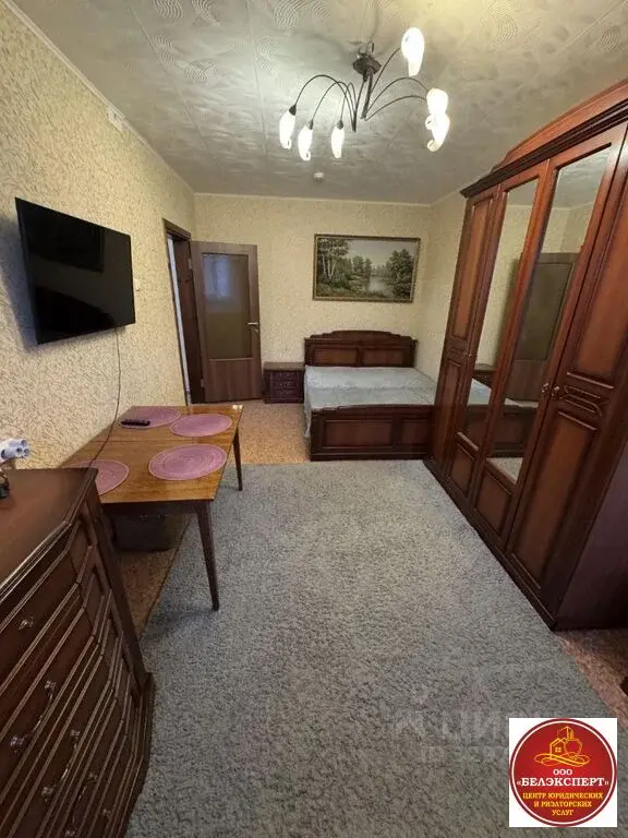 Снять трехкомнатную квартиру 72.0м ул. Есенина, 46а, Белгород, ... - Фото 1