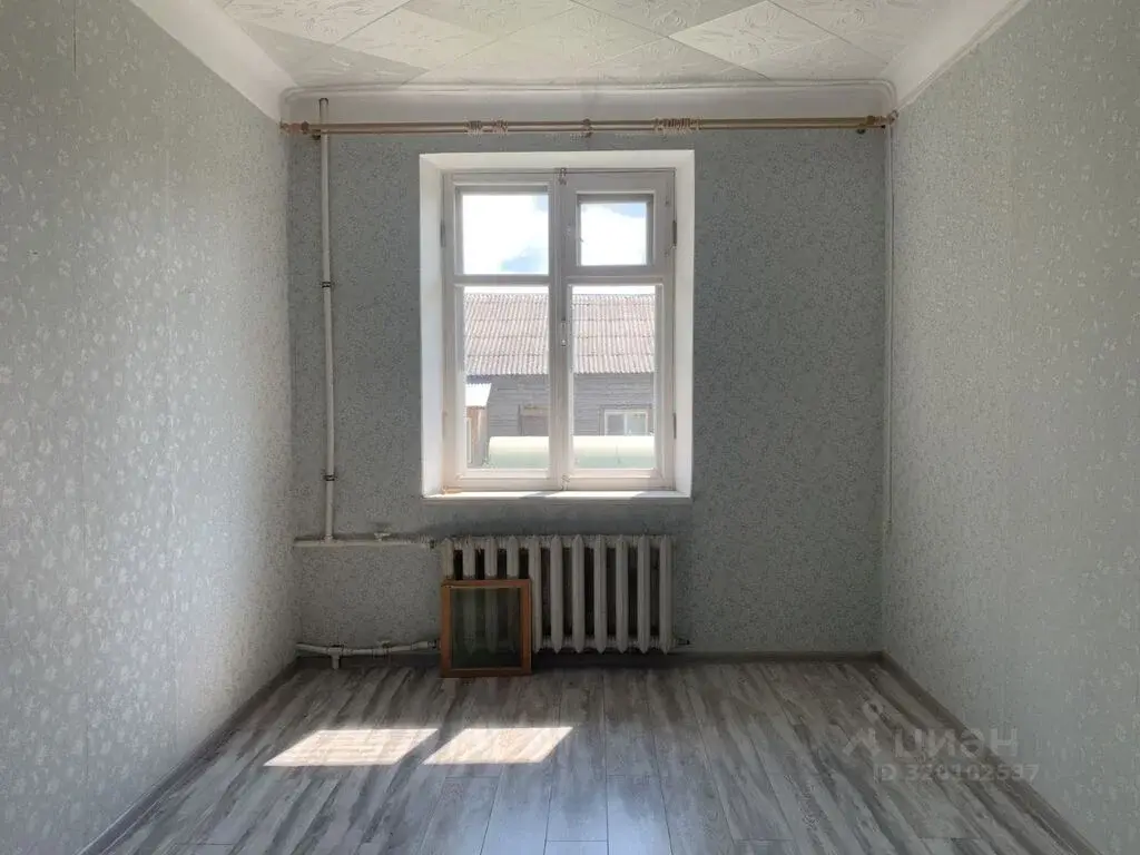 Продаю двухкомнатную квартиру 38.4м Железнодорожная ул., 13А, Алексин, ... - Фото 0