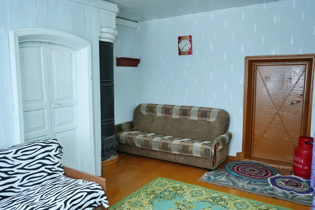 Продаётся просторный дом с земельным участком в деревне Ташкинова - Фото 25