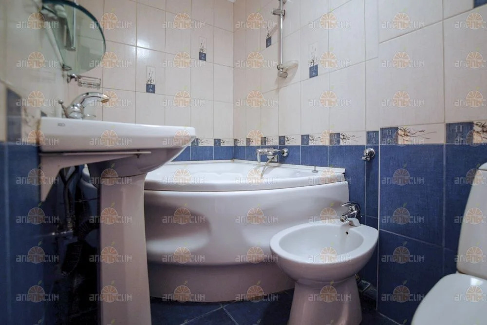 2-комн. квартира - Фото 10