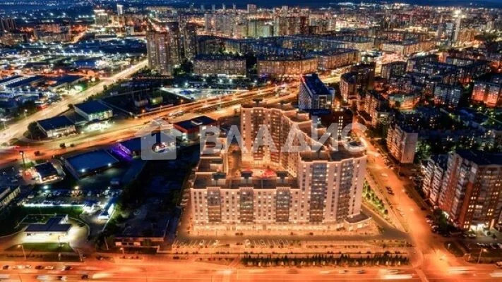 Продажа квартиры в новостройке, Красноярск, Взлётная улица - Фото 0