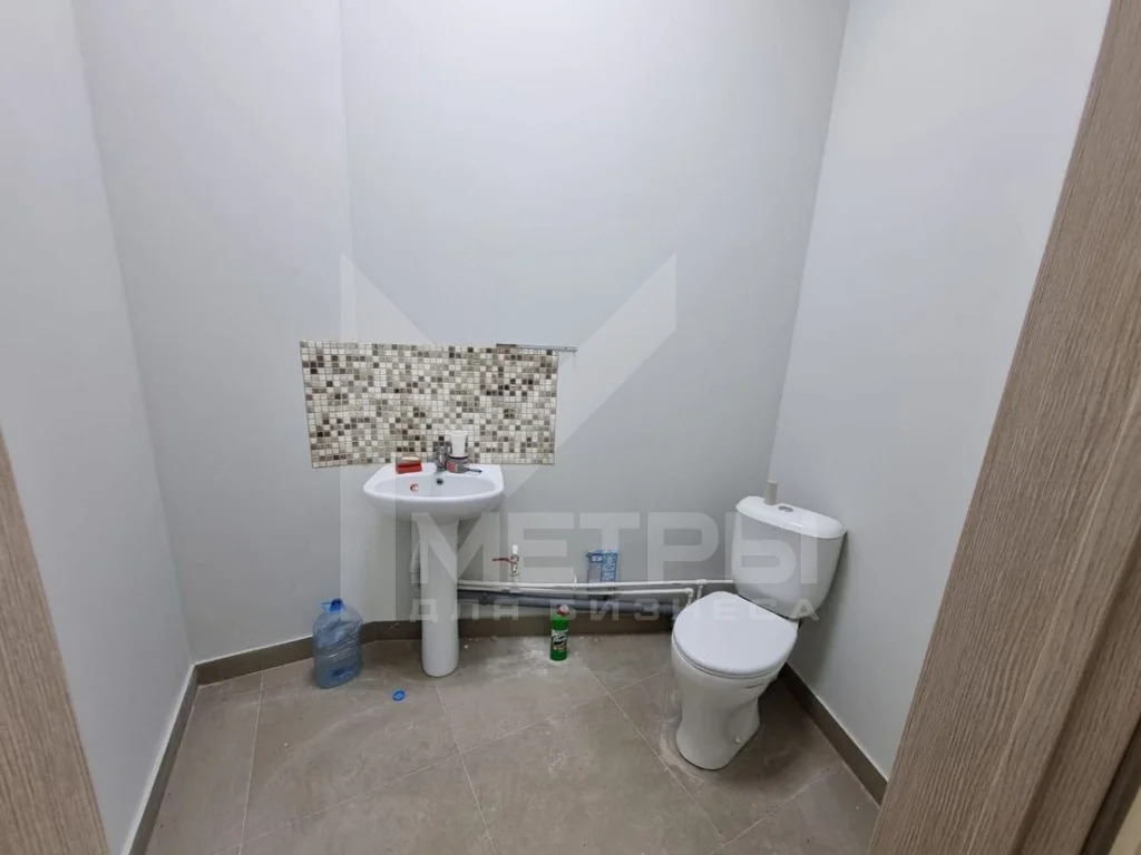 Торговое помещение 1 этаж с ремонтом, кабинеты, 281 м - Фото 22