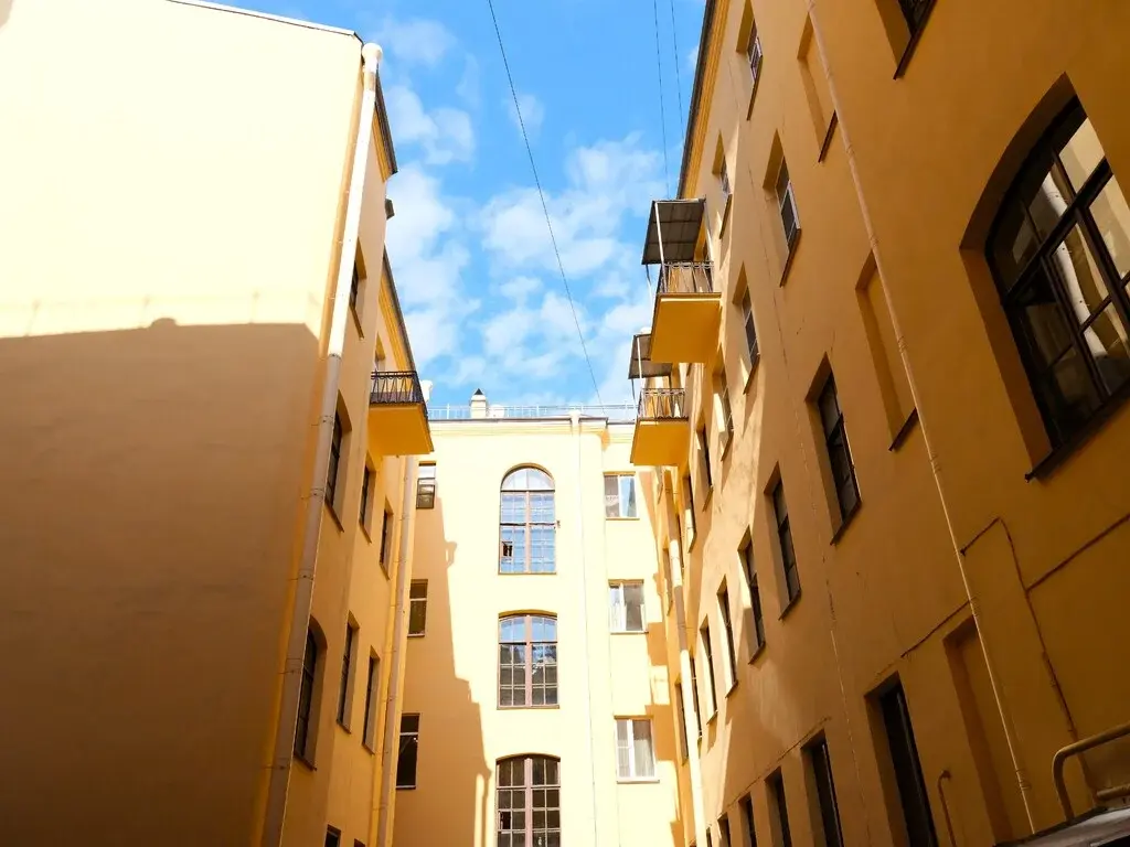 Продам 2-х комн. кв. в С-Петербурге от владельца: В.О., ул. Репина, 25 - Фото 17