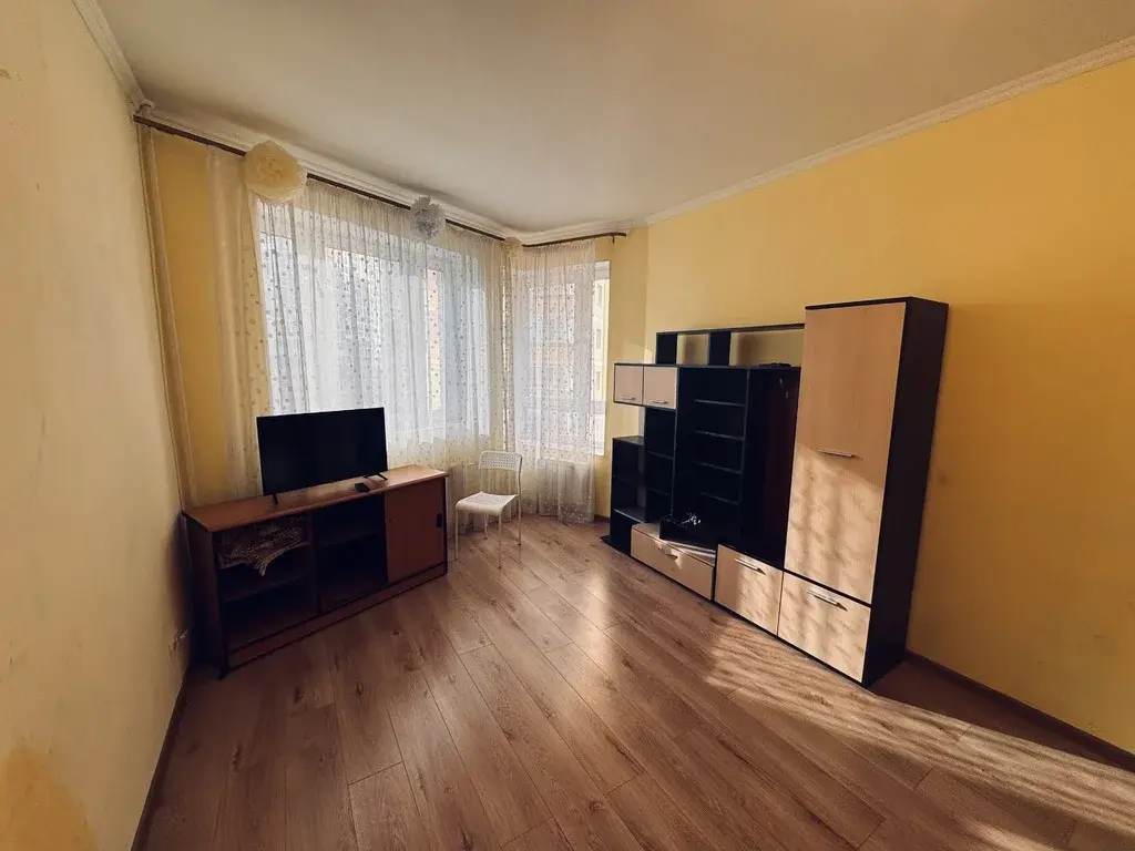 1-к. квартира, 42 м, 4/15 эт. - Фото 8