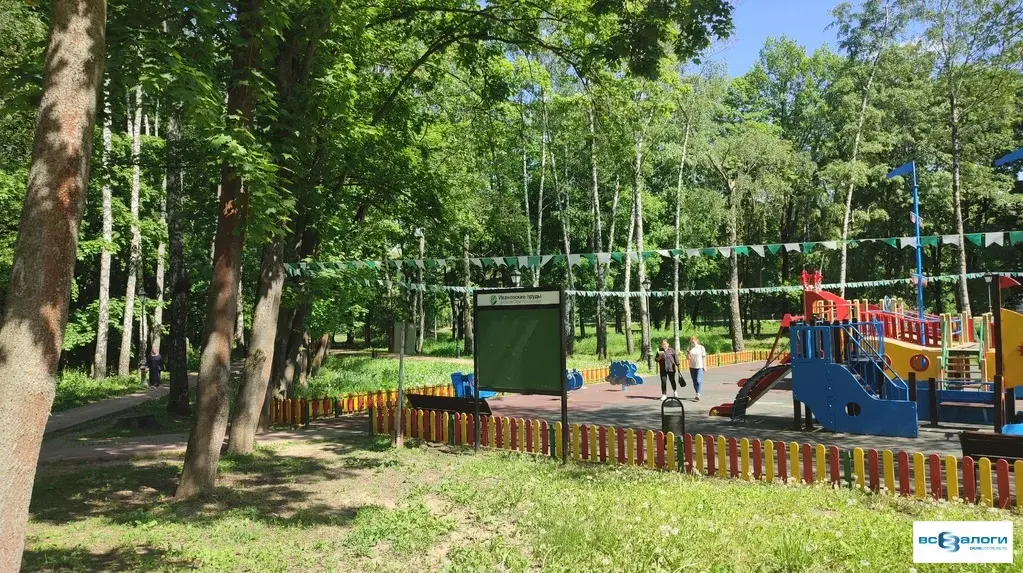 Помещения в Торгово-деловом центре "Парк Авеню" в Красногорске Мос.обл - Фото 9