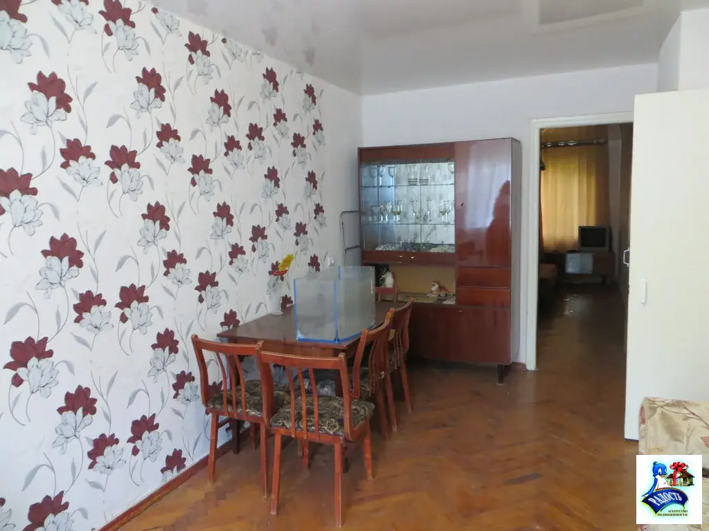 Продам двушку с ремонтом и подвалом. - Фото 2