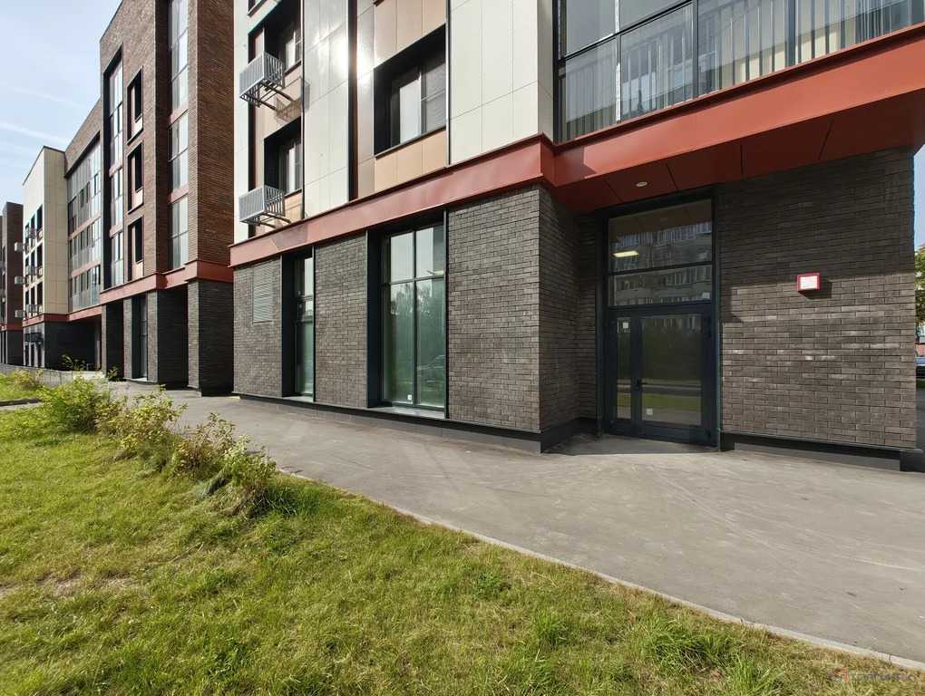 Продажа торгового помещения, ул. Кедрова - Фото 4