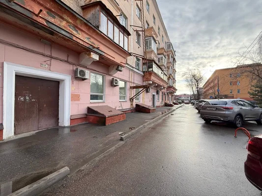 Продам трехкомнатную (3-комн.) квартиру, Октября пр-кт, 3, Нижний Н... - Фото 3