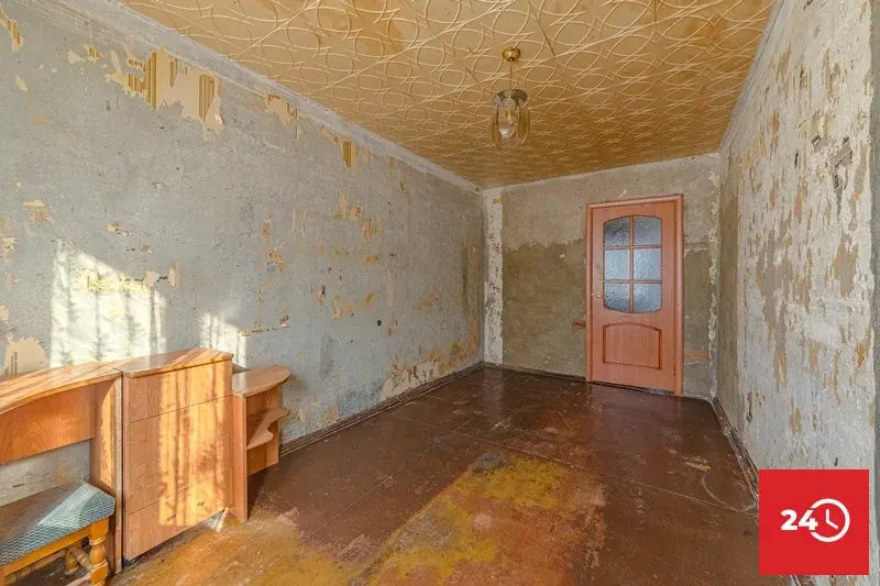 Продаётся просторная 3 комнатная квартира Пр. Победы 105 - Фото 4