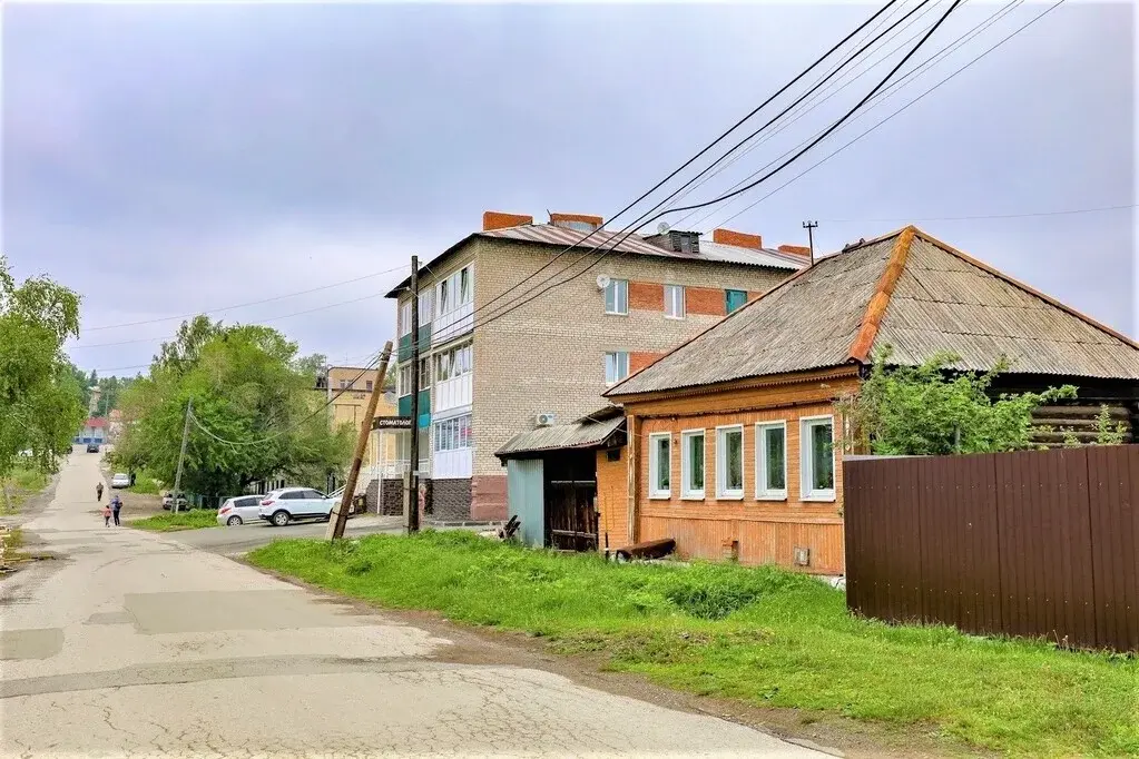 Продаётся дом в г. Нязепетровске по ул. Комсомольская - Фото 1