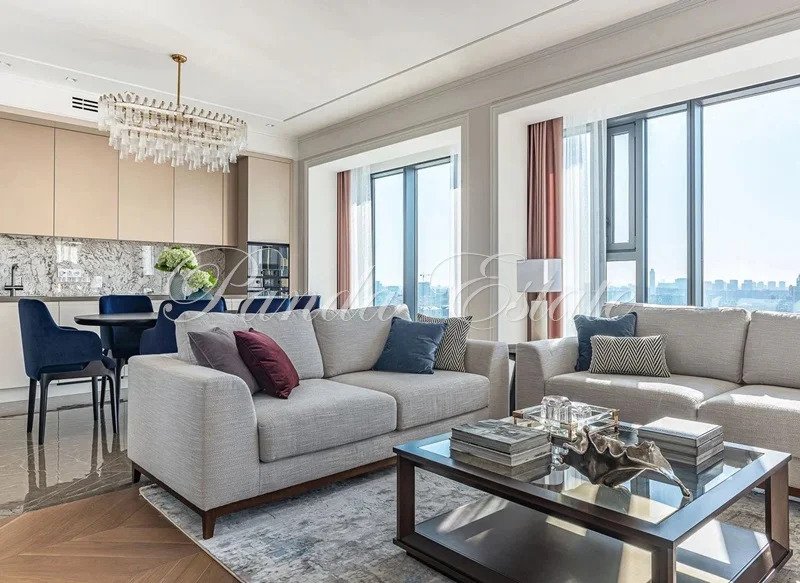 Видовая с 3 спальнями, Живые фото! (ном. объекта: 9671) - Фото 1