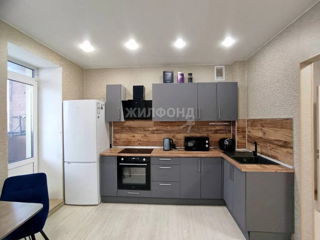 Продажа квартиры, Новосибирск, Юности - Фото 1