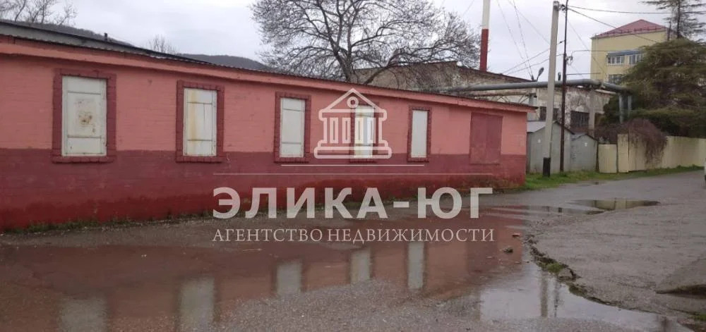 Продажа торгового помещения, Новомихайловский, Туапсинский район, ... - Фото 1