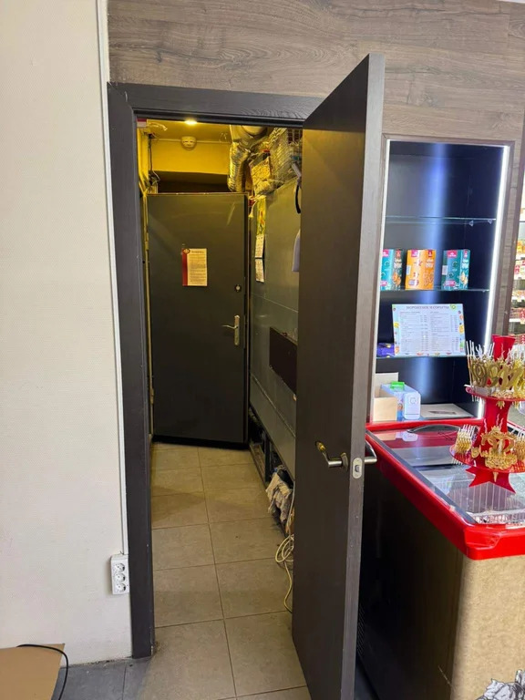 Торговое помещение 34 м2 - Фото 9