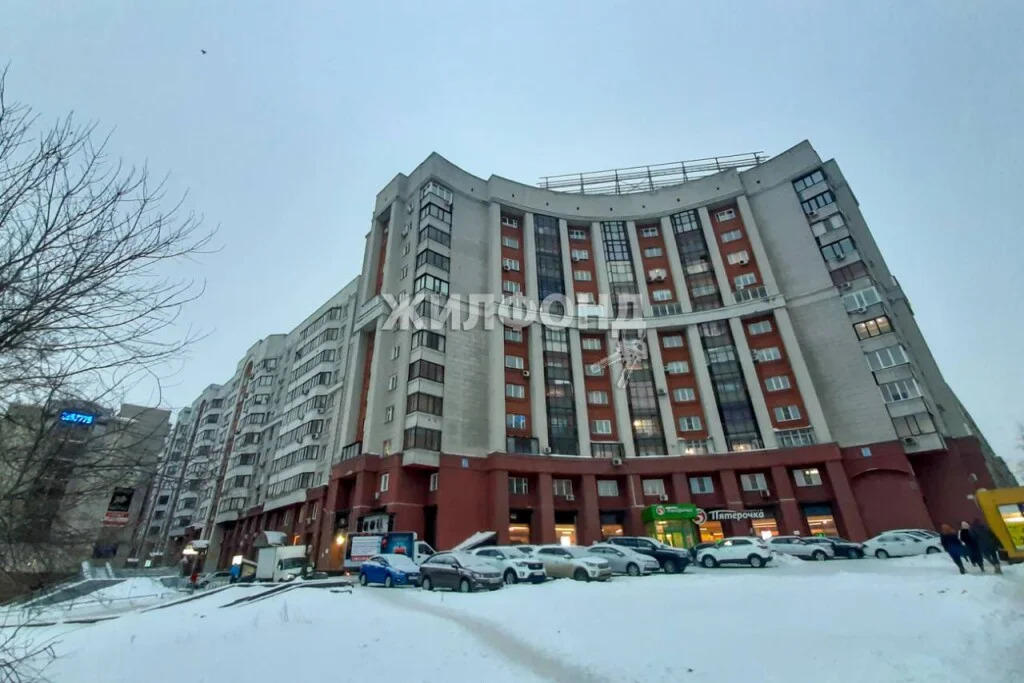 Продажа квартиры, Новосибирск, ул. Зыряновская - Фото 1