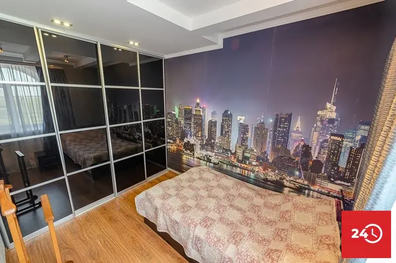 Шикарный дом 287,7 кв.м в черте города (Заря) с гаражом, летней кухней - Фото 4