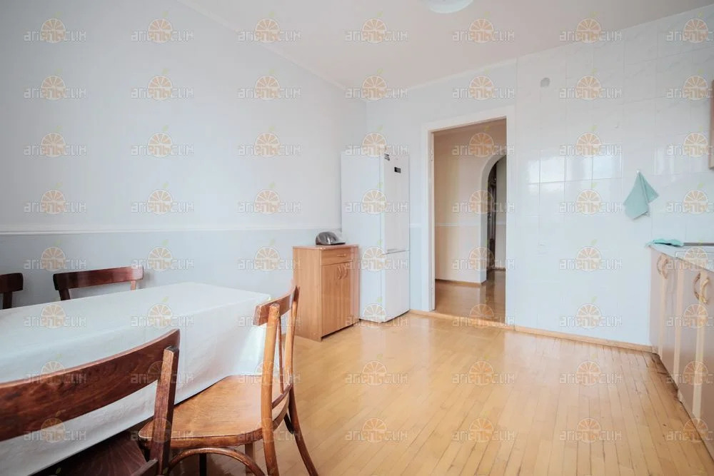 2-комн. квартира - Фото 11