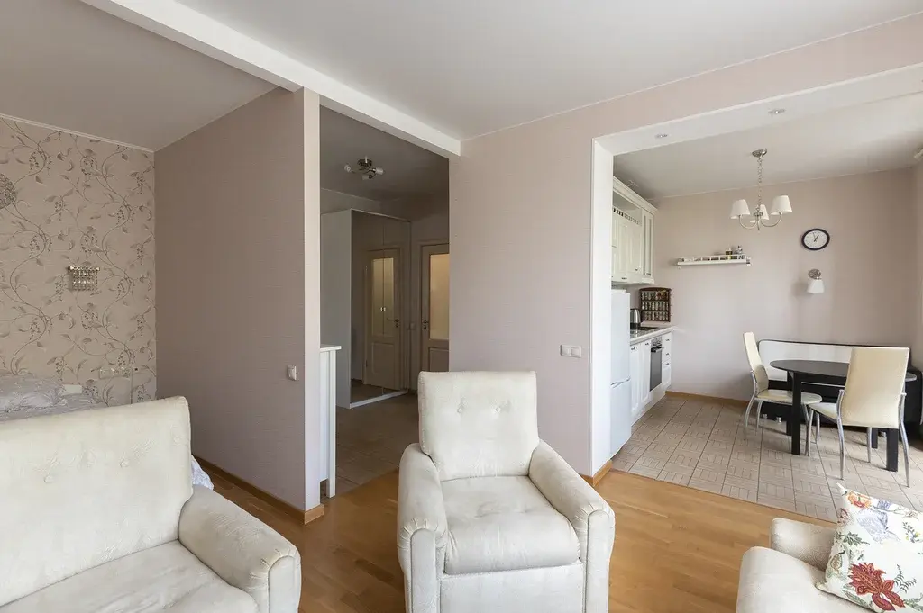 Продам просторную 1-ком. квартиру - Фото 17