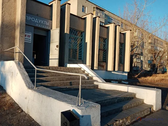 Продажа торгового помещения, Курган, ул. Панфилова - Фото 2