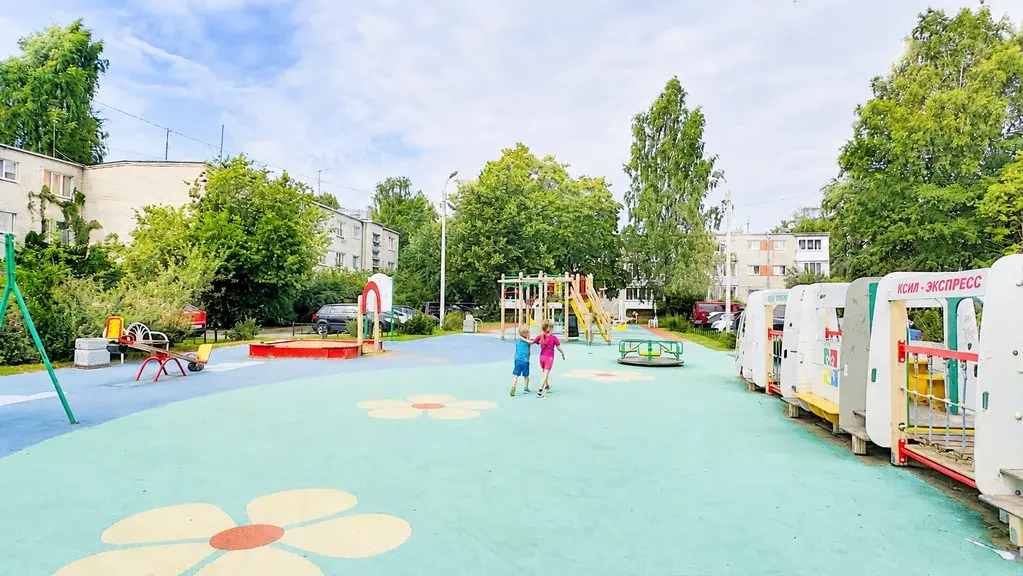 Квартира с ремонтом рядом с Зеленогорском, городская прописка - Фото 24