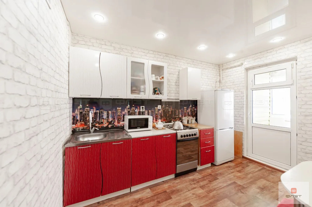 Продажа квартиры, Зеленодольск, Зеленодольский район, Строителей ... - Фото 1