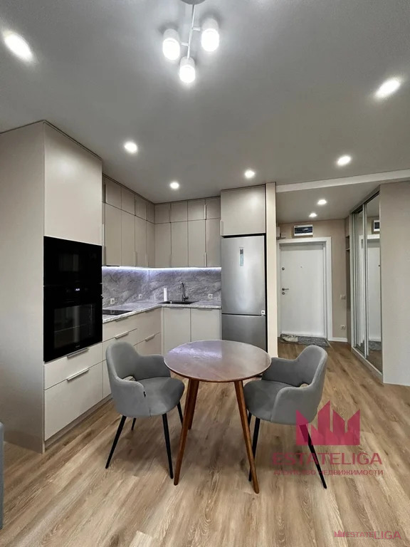 Аренда квартиры, Кронштадтский б-р. - Фото 1