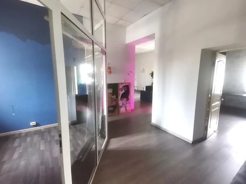 Продажа офиса, 160 м - Фото 1