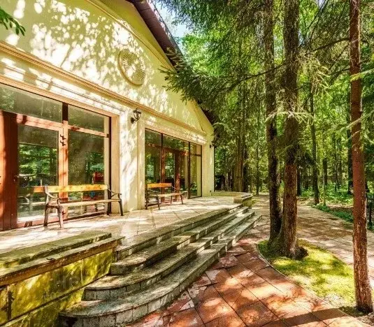 Продаю дом в Подмосковье 1050 кв.м. с участком 24 сот. 13 км. От МКАД. - Фото 4