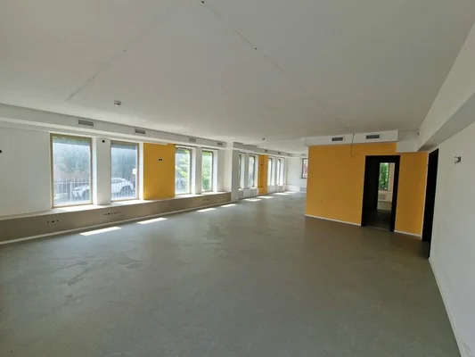Продам коммерческое помещение 401 м2, Народного Ополчения ул, 11, М... - Фото 1