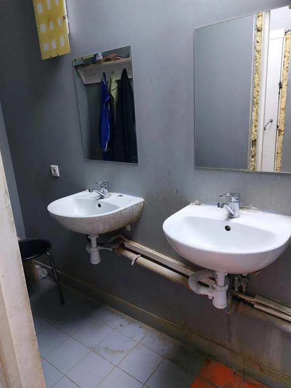 Продается здание 4600 м2 - Фото 9