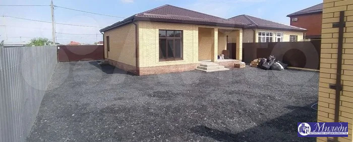 Продажа дома, Батайск - Фото 1