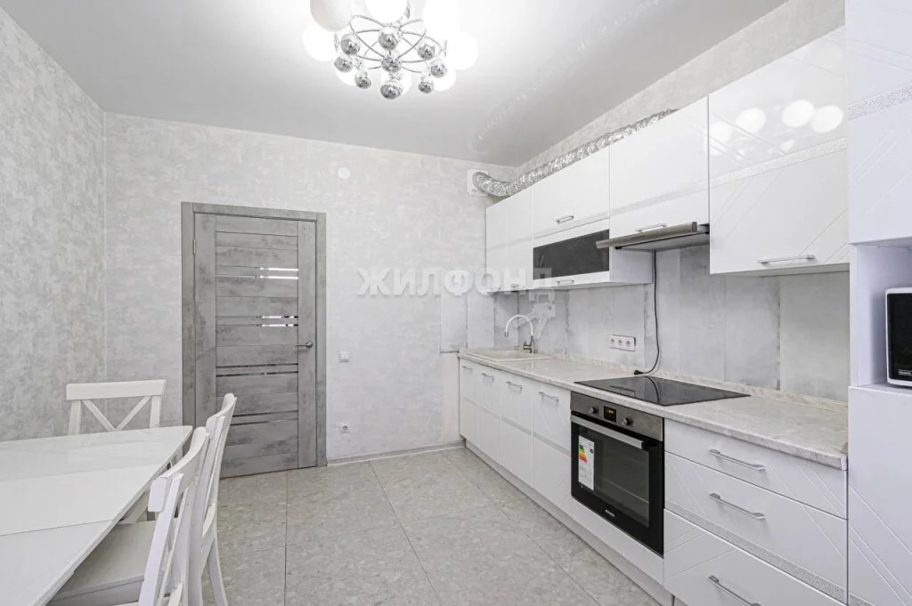 Продажа квартиры, Новосибирск, Михаила Кулагина - Фото 1