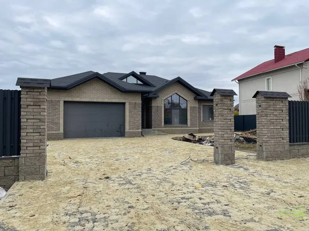 Стильный дом в Дубовое с гаражом - Фото 2