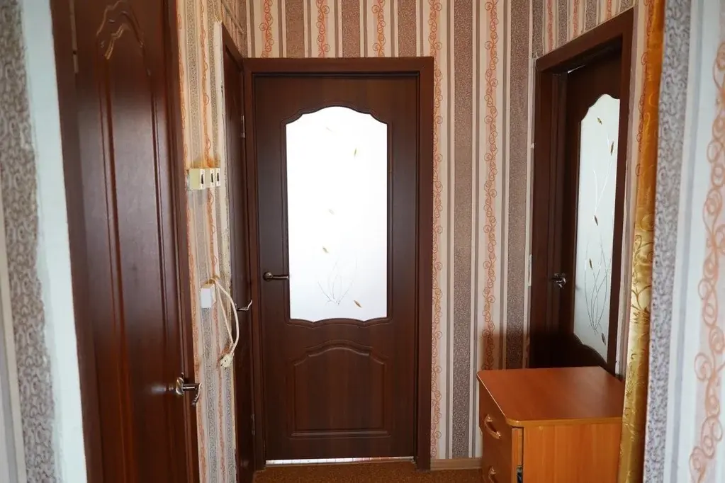 Продается уютная трехкомнатная квартира в городе Нязепетровск, в район - Фото 15