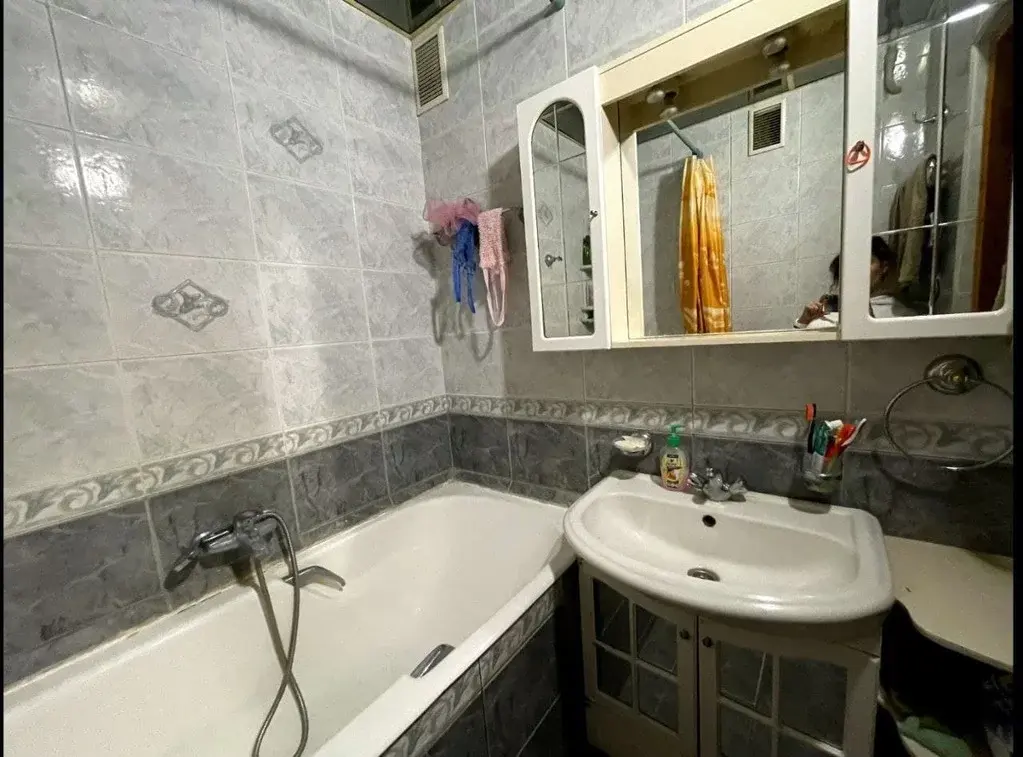 Продам 3-х комнатную квартиру в Голицыно - Фото 0
