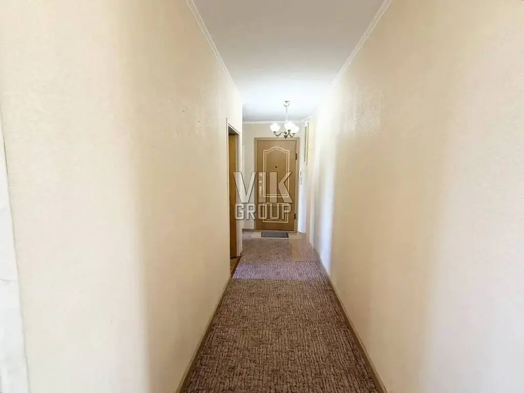 Предлагается светлая трёхкомнатная квартира с хорошим ремонтом - Фото 6