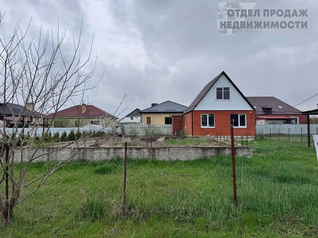 Дом на участке 6 сот. - Фото 1