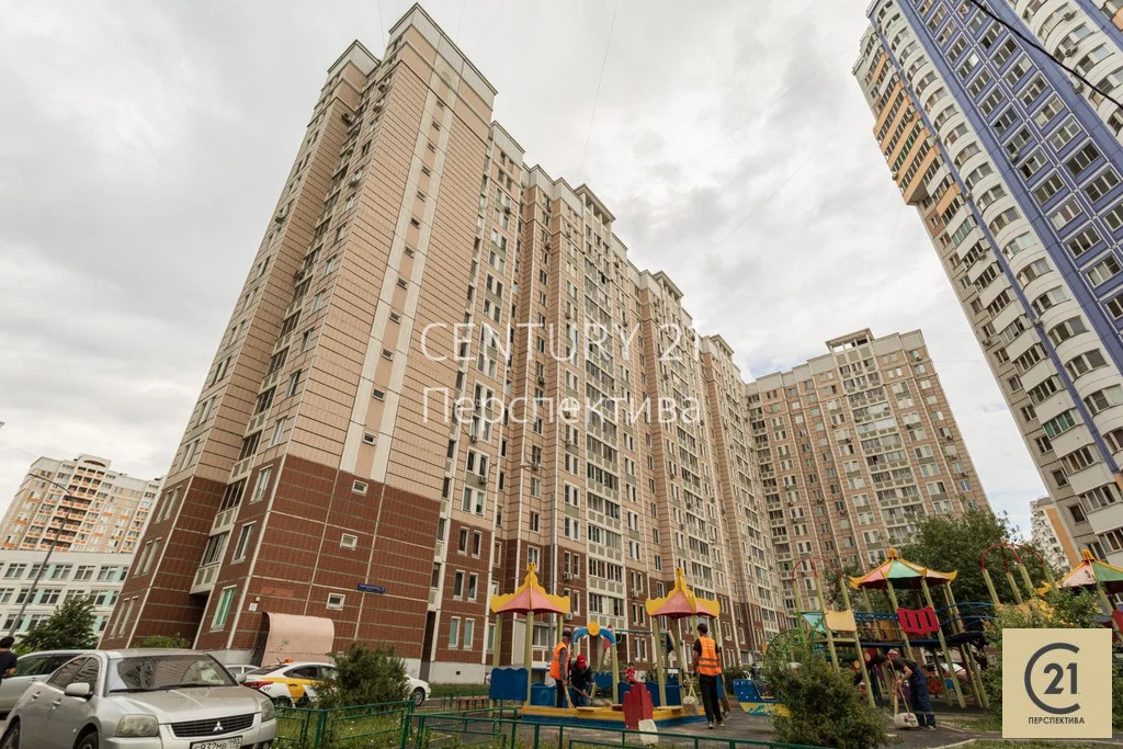 Продажа квартиры, проспект Защитников Москвы - Фото 0