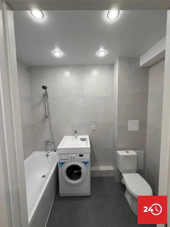 1-ком. квартира с современным ремонтом, кухней и техникой Лугометрия - Фото 4