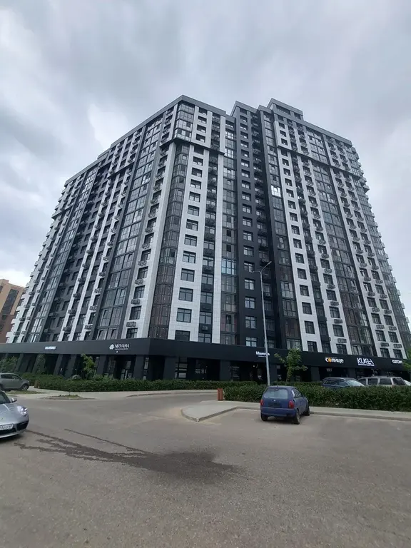 Продаётся трёхкомнатная квартира в центре Обнинска - Фото 0