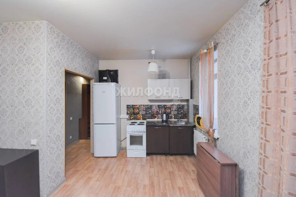 Продажа квартиры, Новосибирск, ул. Большая - Фото 1