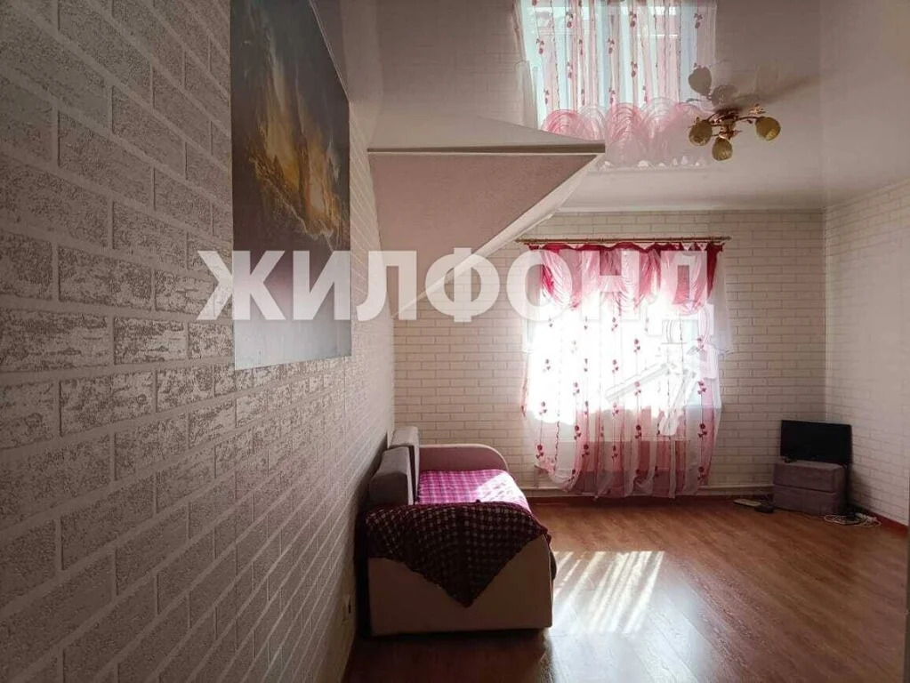 Продажа квартиры, Колывань, Колыванский район, Соловьёва - Фото 0