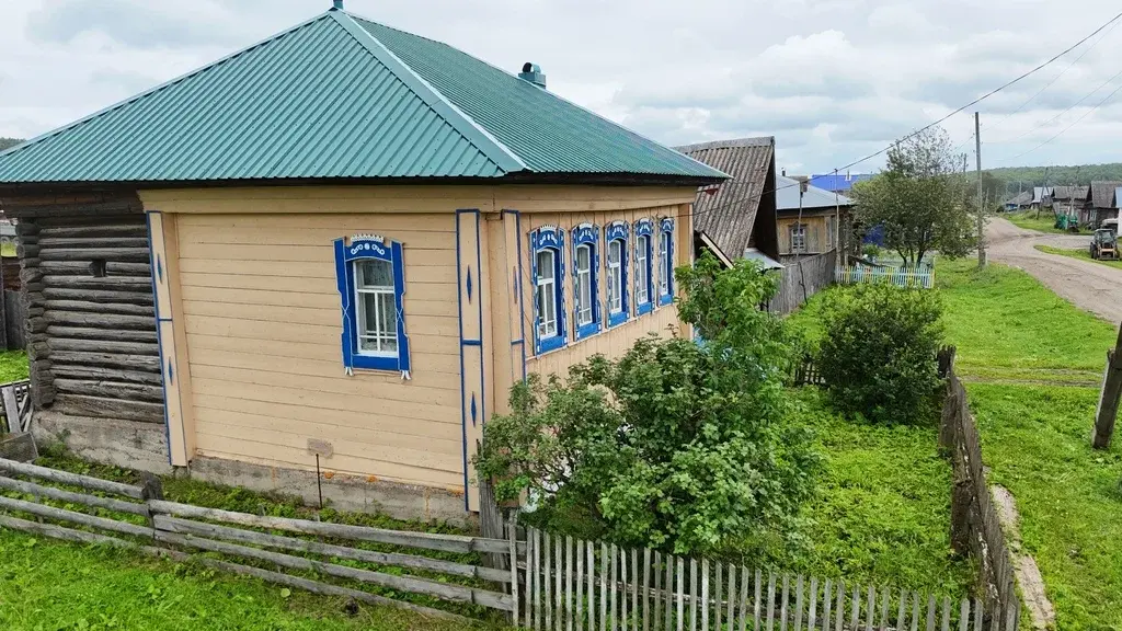 Продаётся просторный дом с земельным участком в деревне Ташкинова - Фото 34