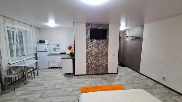 2х- комнатную квартиру в центре г.Углегорска сдам посуточно - Фото 3