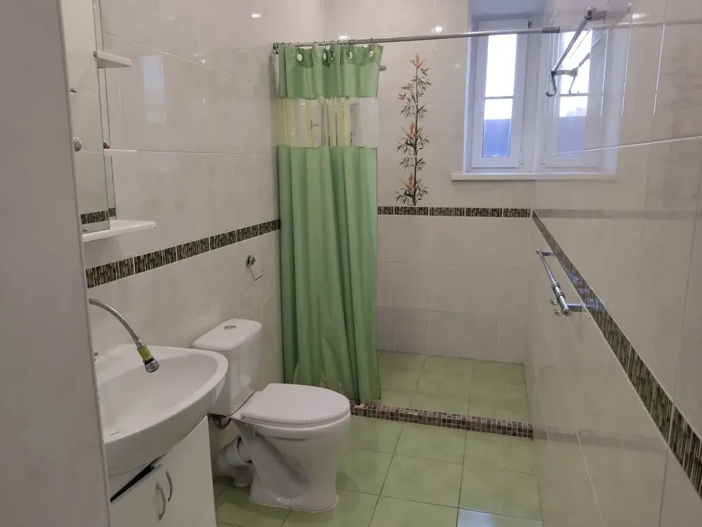 Продам тpёхэтажный, кирпичный дом, 240 кв. м.  с земeльным участком 3, - Фото 16